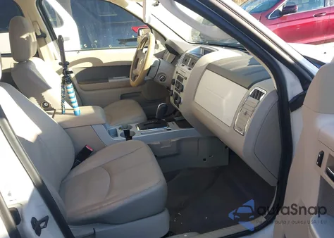 2010 Mercury Mariner Premier from USA, damaged, VIN 4M2CN8H79AKJ18241